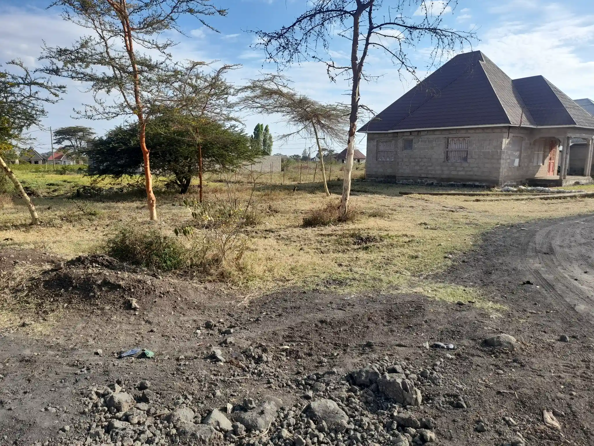 Kiwanja cha Ekari 0.13 Laizer, Moshono – Maji na Umeme Vipo