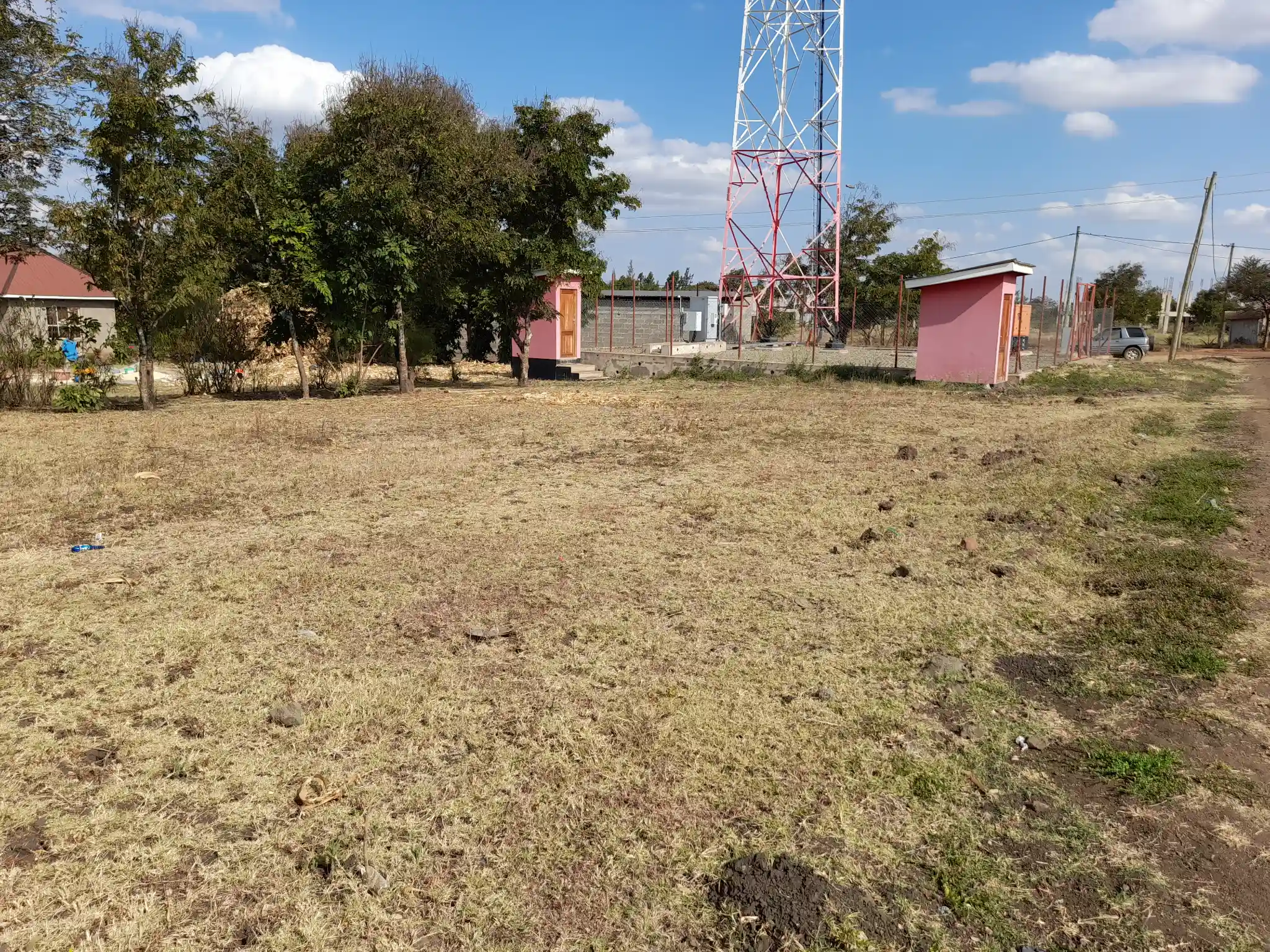 Kiwanja Bora cha 20×20m cha Biashara Kiserian Madukani – Karibu na Naberera Road na Arusha Bypass