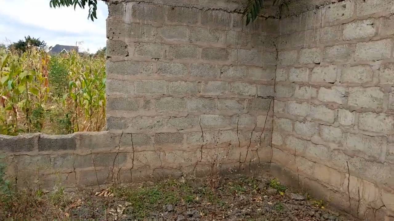 Nyumba tayari kukamilishwa kwenye kiwanja cha 29×43m, Muungano, umbali wa km 1 kutoka barabara kuu